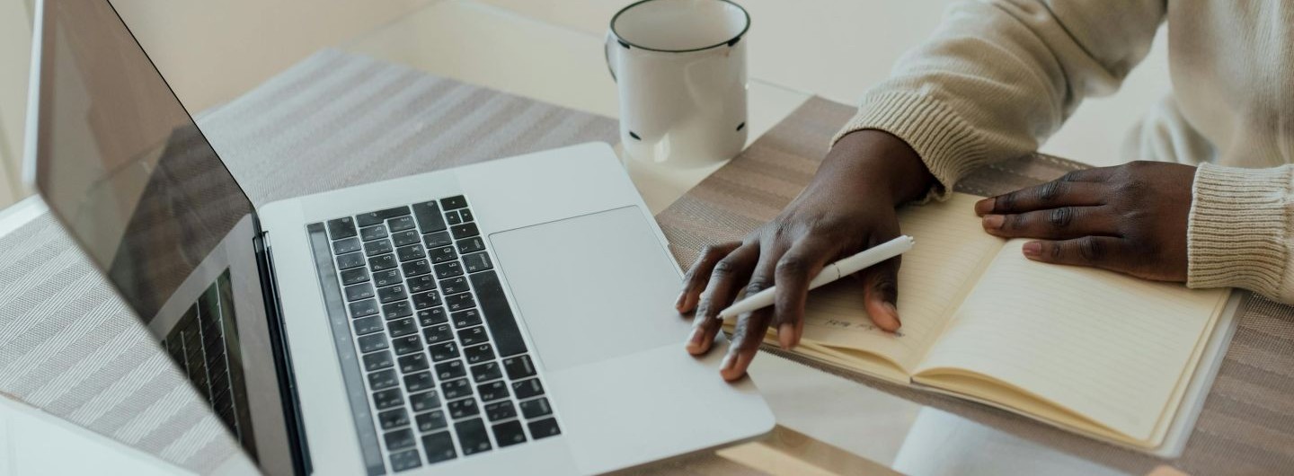Ausbildung selbst im Griff: So meisterst du Planung, Chaos und Karriere